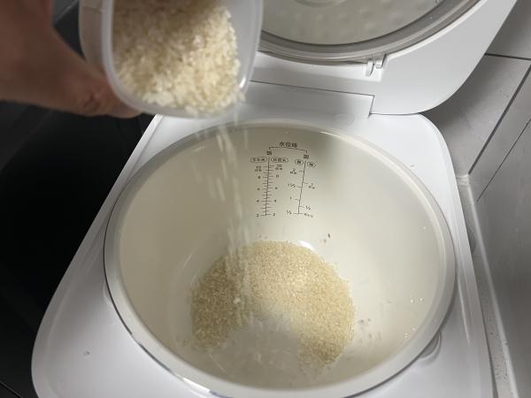 行业进步还得靠小米，让每个人都享受到IH技术带来的饭香！