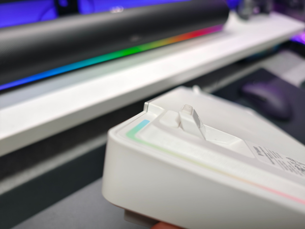 雷柏VT9 MAX &amp; V700DIY-98长续航版：电竞与办公的最强续航键鼠套装