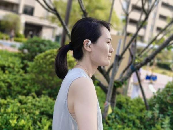 把佩戴痛点全解决:南卡OE Wing才是开放式耳机新天花板