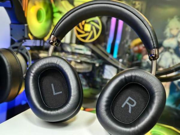 带智能交互灵动屏的耳机见过吗？南卡Show头戴式耳机科技感十足