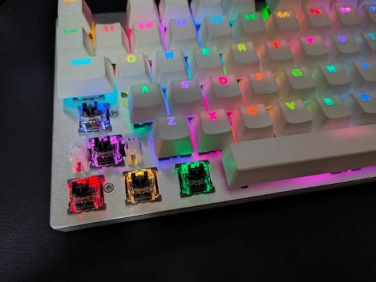 雷柏V700DIY,104键可编程RGB机械键盘