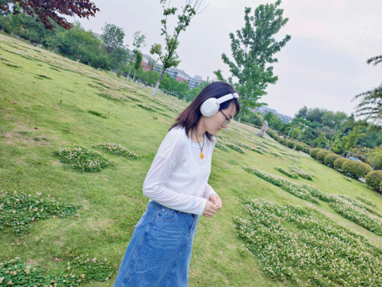 -43dB深度降噪，金标音质认证，QCY H4头戴式无线耳机深度体验