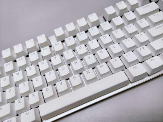 雷柏V700DIY,104键可编程RGB机械键盘