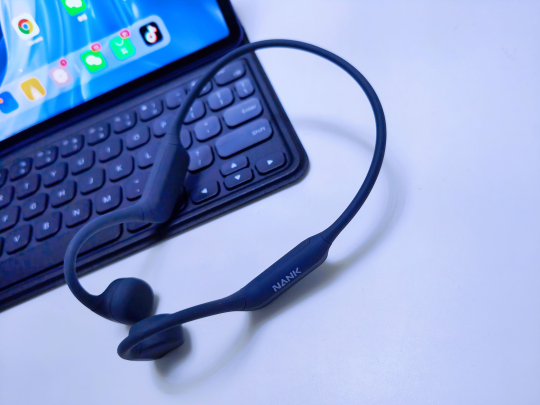 南卡NEO骨传导运动耳机，休闲运动更时尚