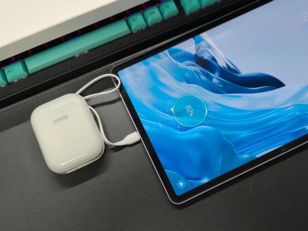 西圣PB-S自带线充电宝，安全快充与极致便携的完美融合