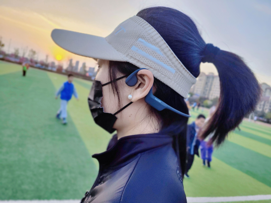 南卡NEO骨传导运动耳机，休闲运动更时尚