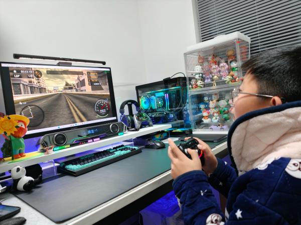 百元价位天花板，西圣GC1游戏手柄带来旗舰级体验